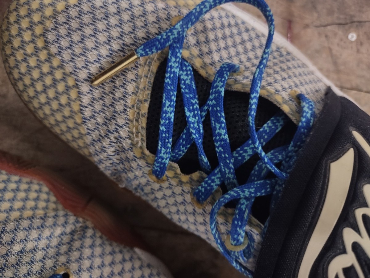 Nike Kyrie 2 Doernbecher Size 13 Sings Of Wear Need Repair View 5