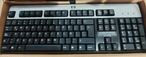 NEW HP PS/2 Wired Keyboard QWERTY HP Model KB-0316 PN 382641-161 Spanish-Latin - Image 4 of 4