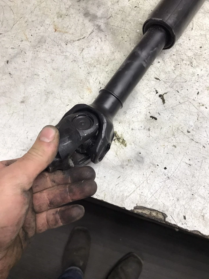 12 BMW K1600 K 1600 GT Driveshaft Drive Shaft  - Image 4 of 4