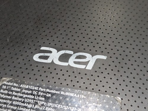 Acer ATAB1024E Tablet - Working, Broken Screen, No Accessories - Afbeelding 2 van 9