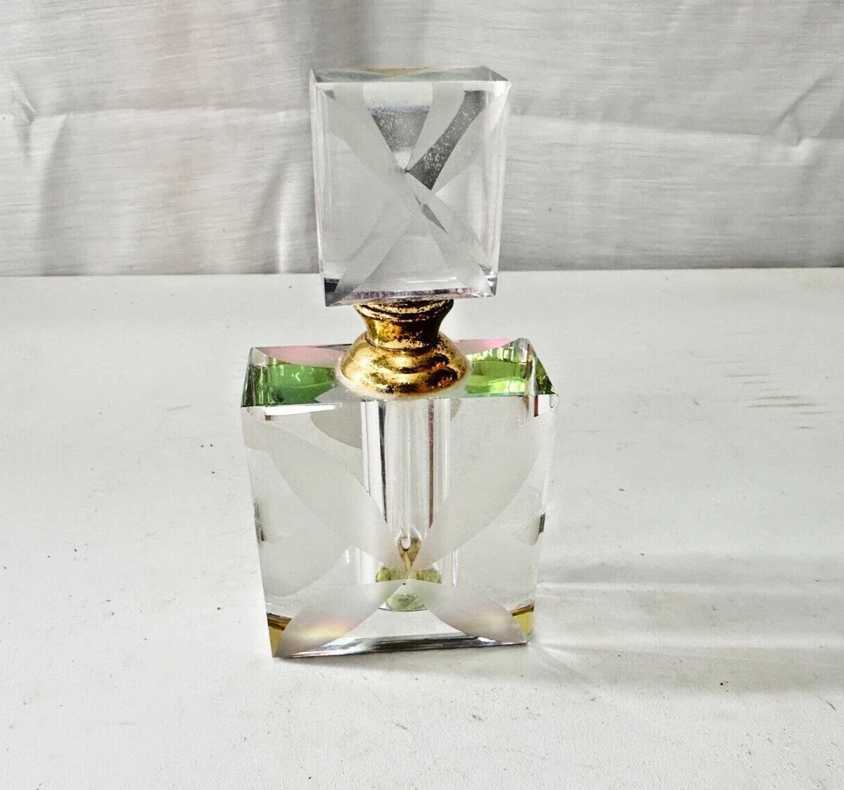 VINTAGE LEADED CRYSTAL GLASS SWAROVSKI DESIGN PERFUME SCENT BOTTLE