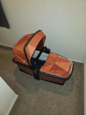 Diono Quantum 2 Carrycot And Travel Stand