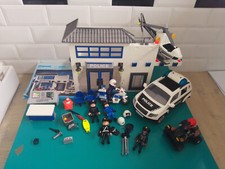 2304306 lot incomplet Figurine Playmobil poste de police 9372 + moto