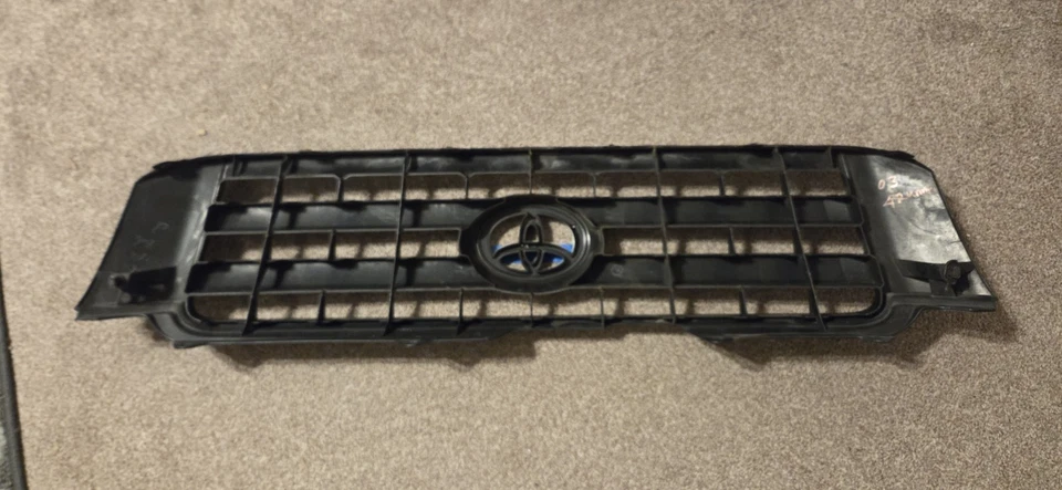 2003 _2005 4Runner Front Grill Drille With Logo emblem Front 2003 4runner Gray - Image 2 of 2