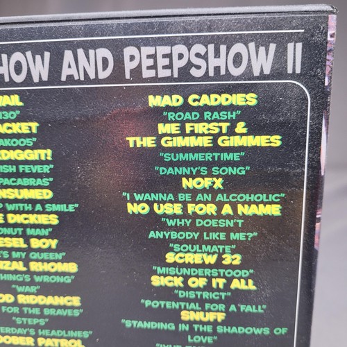 Fat Wreck Chords Peepshow I and II DVD Punk Music Video Compilation 114 Min NTSC - Zdjęcie 10 z 17