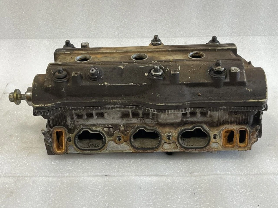 1991 LEXUS ES250 RIGHT PASSENGER SIDE ENGINE CYLINDER HEAD ASSEMBLY Foto 2 de 4