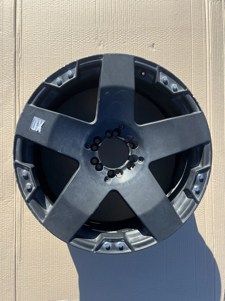 XD Series XD775 Rockstar aro de roda preto fosco 22x9,5 6 lugares GM - Imagem 2 de 4