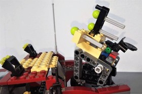 LEGO Dino Attack 7475 Fire Hammer vs Mutant Lizard Dinosaur Set