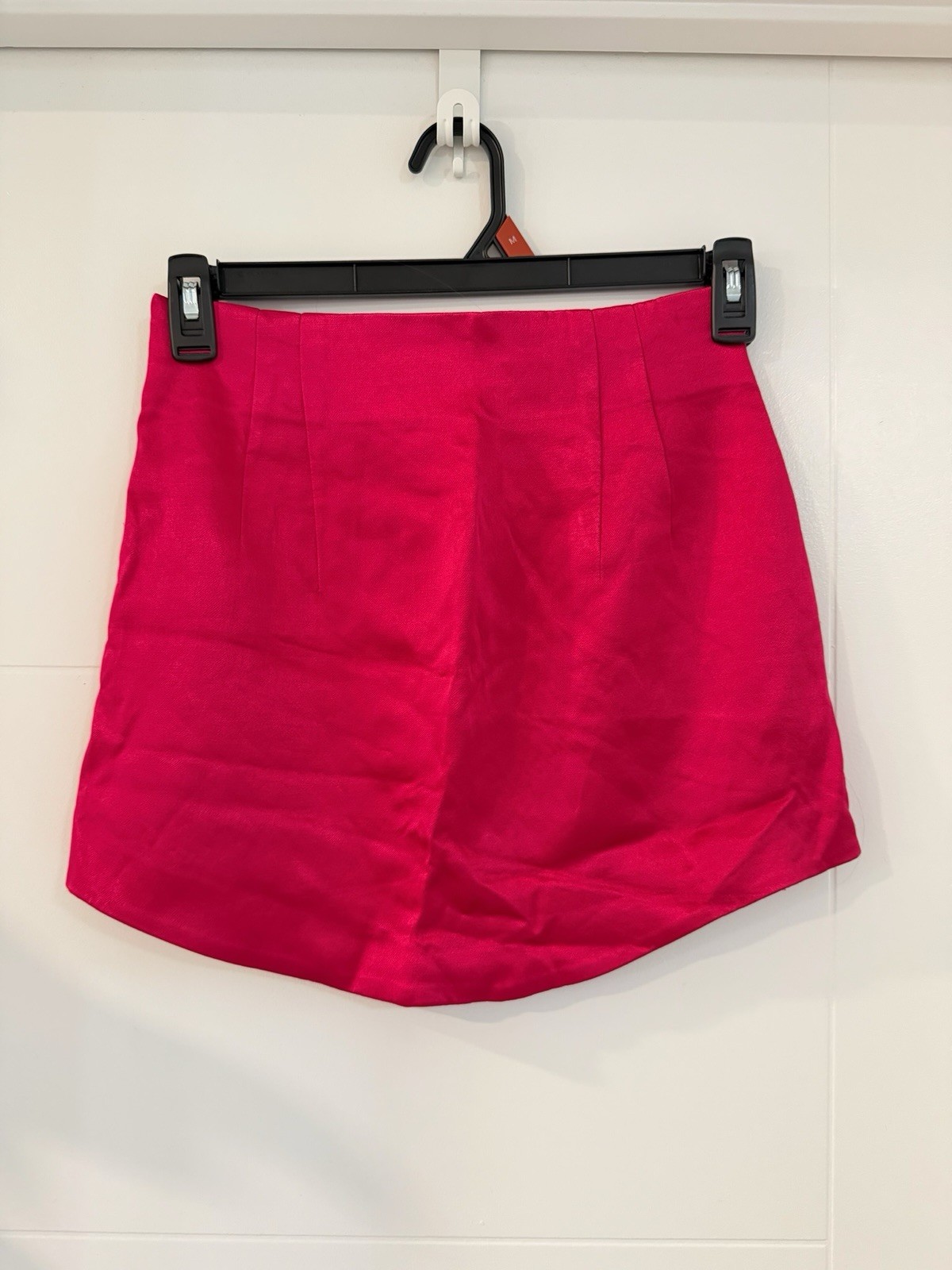 Zara Women's Fushia Pink Satin Short Skirt with Side Zipper