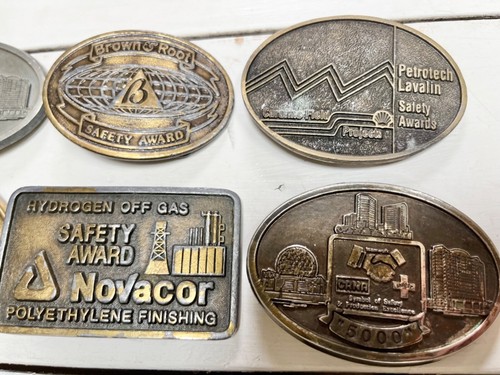 Vintage Belt Buckles Brass Pewter Mens Buckle Oil and Gas Canadian Lot of 9 - Bild 5 von 9
