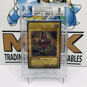 Dark Magician 2002 Legend of Blue Eyes White Dragon #LOB-005 Dark Magician 2002 Legend of Blue Eyes White Dragon #LOB-005
