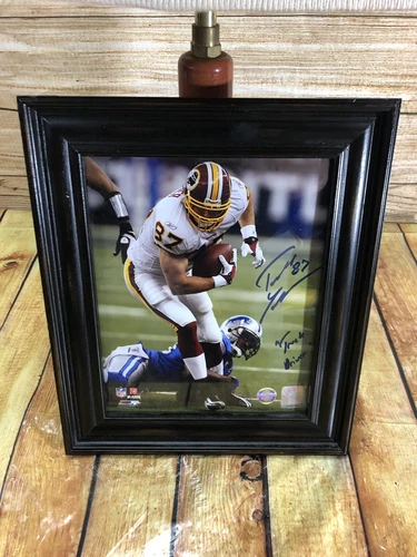 Signed 8x10 Todd Yoder Washington Redskins Autographed photo Framed