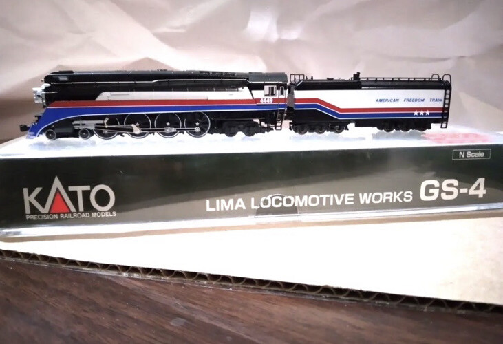 KATO GS-4 American Freedom Train #4449