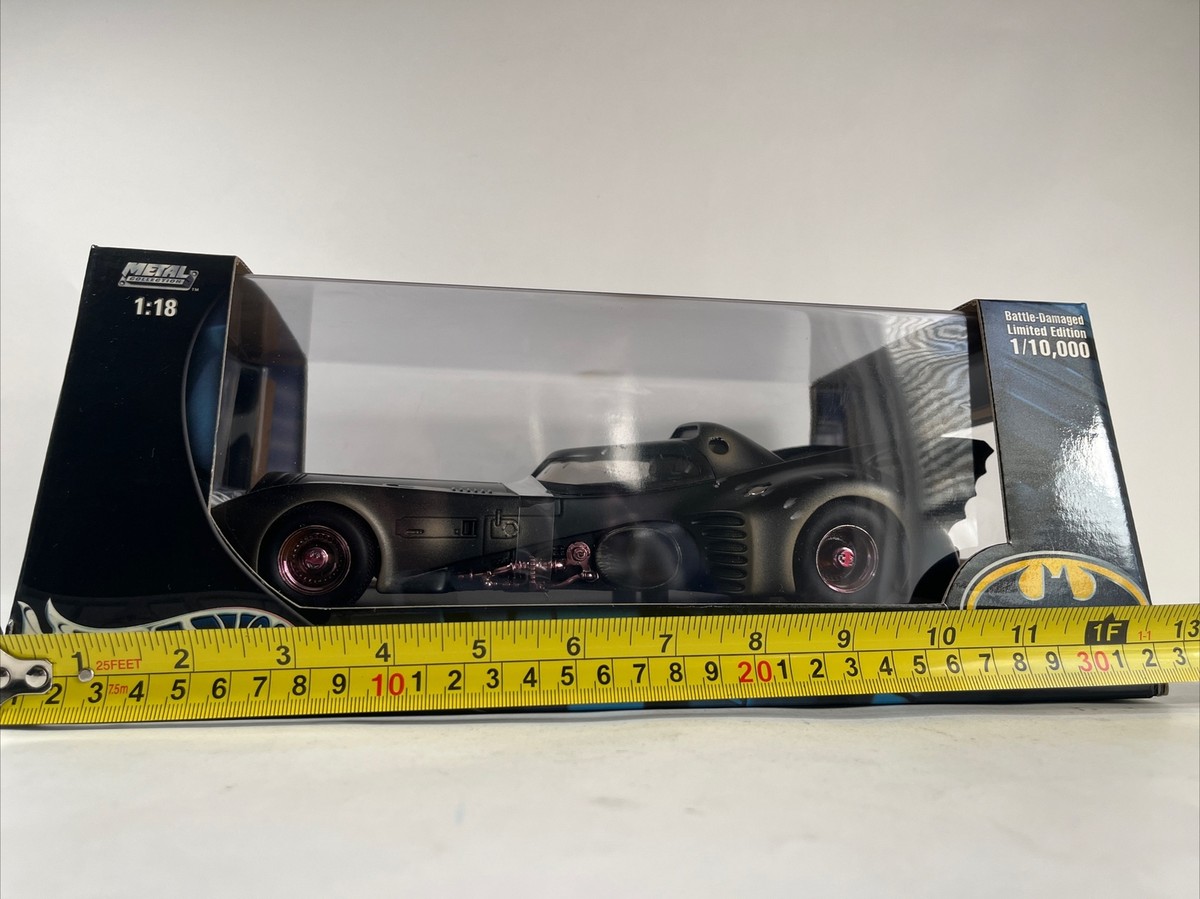 BATMOBILE Battle Damaged Limited Edition 1989 1:18 HOT WHEELS NEW