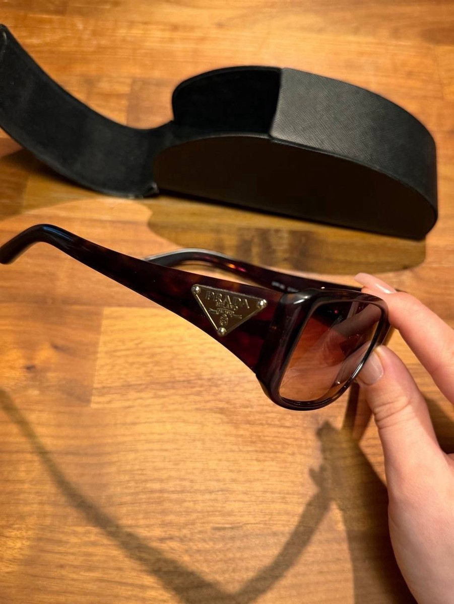 Sunglasses View 3