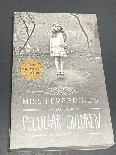 Miss Peregrine's Home for Peculiar Children by Ransom Riggs (2013,  Paperback)