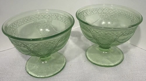 2 Green Depression Uranium Glass Federal Georgian Lovebird Footed Sherbet Bowls