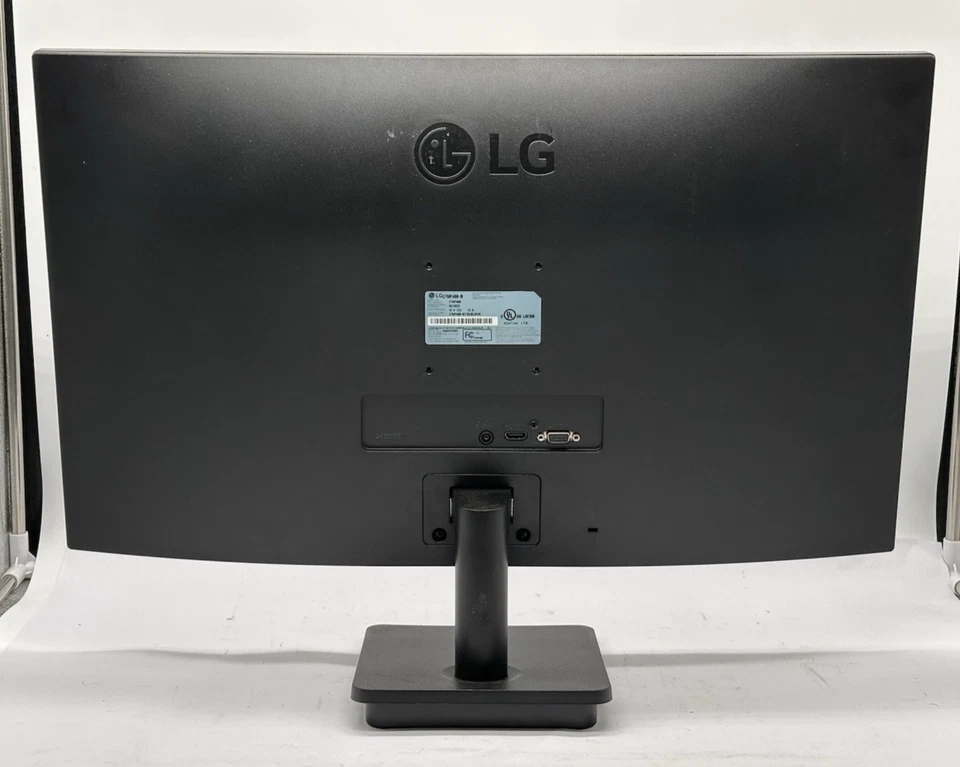 LG 27MP400-B 27'' FHD in Widescreen IPS LCD Monitor-No Power Cord - Image 4 of 4