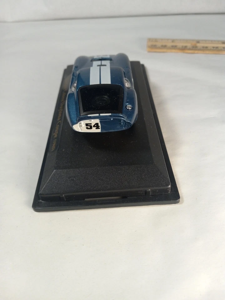 Shelby Cobra Daytona 1965 cupé escala 1:43 Foto 4 de 4