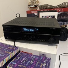 Yamaha Natural Sound AV Receiver RX-V571 No Remote- Tested  Works Excellent