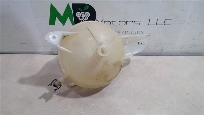 Ford Transit 2015-2019 motor refrigerante reserva fabricante de equipos originales BK2Z8A080B Foto 3 de 4