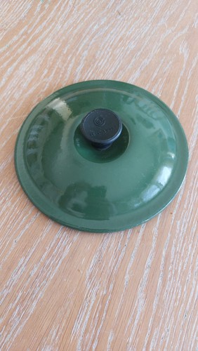 Le Creuset Size 16 Round Green LID ONLY Black Handle Used