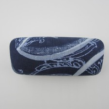 Vera Bradley Hard Sided Clamshell Sunglass/Glass Case Indio Blue