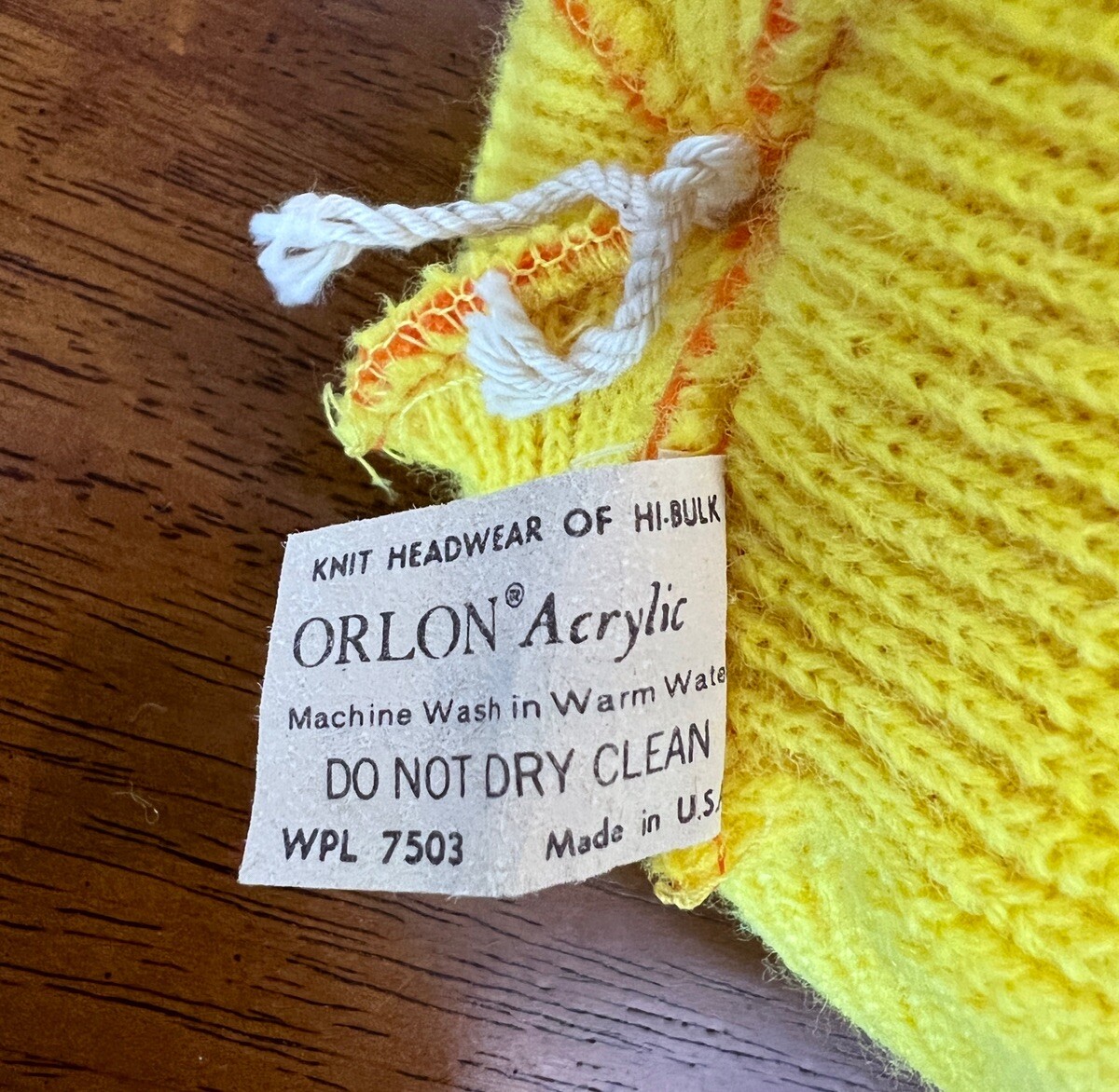 Vintage Snoopy Peanuts Orlon Acrylic Knit‎ Beanie Hat Pom Pom White Yellow USA Vintage Snoopy Pom Pom Beanie Yellow Colour - Etsy main image 3