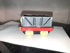 Thomas Take N Play Along Troublesome Truck Train Diecast 2003  Friends Magnetic