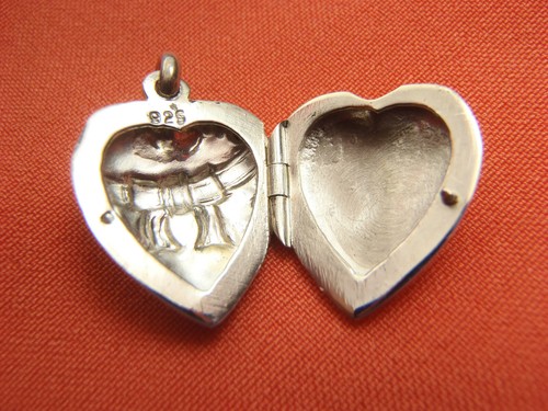 Adorable Bow On Heart Locket Pendant Charm .925 Sterling Silver 23x15mm Lot 3439 - Picture 3 of 10