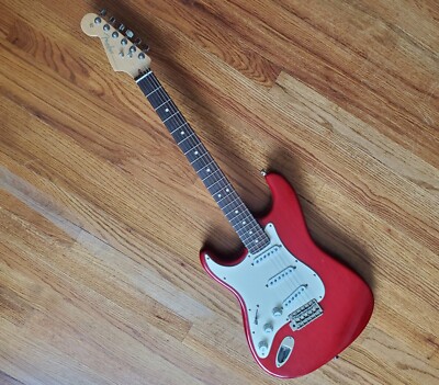 Fender Left-Handed Highway 1 ONE Stratocaster || Transparent Red