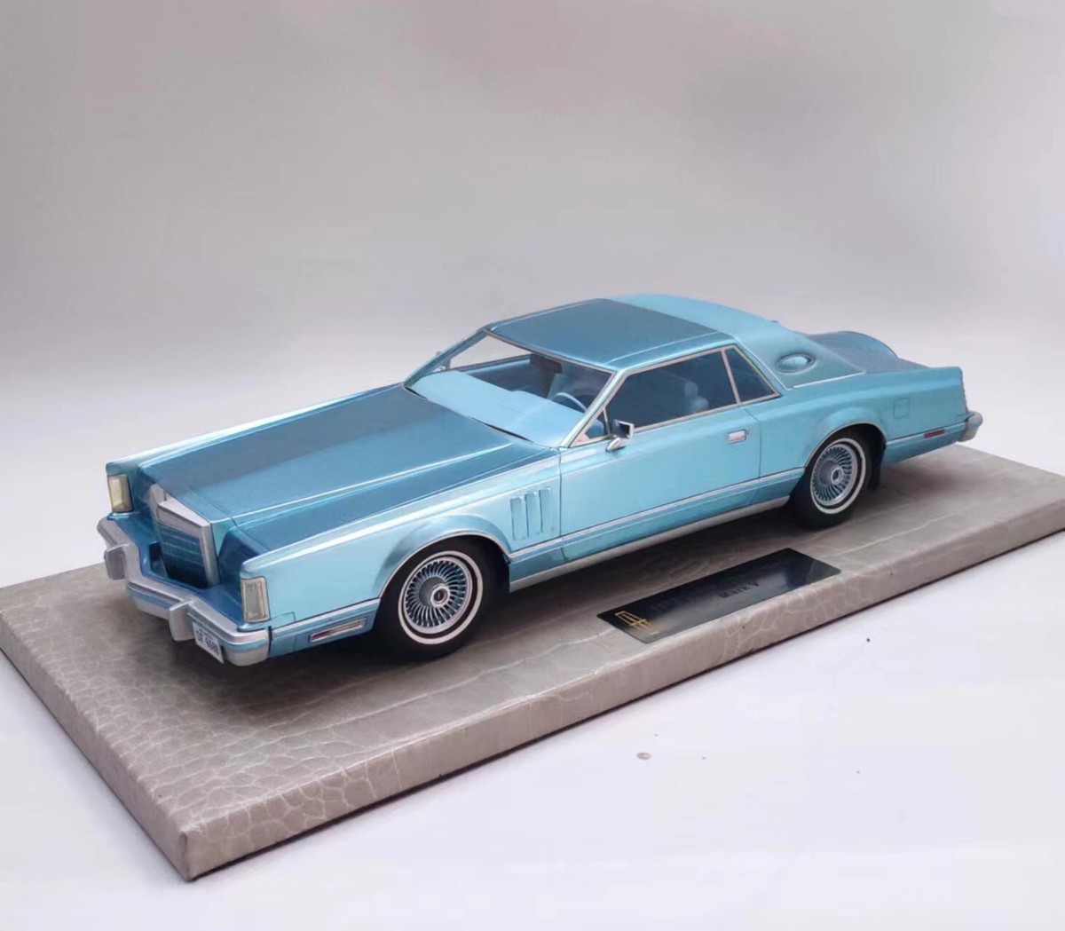 No284 ミニカー1/18 Lincoln Continental Mk5 No284 ミニカー1/18 Lincoln Continental Mk5 1/18 LINCOLN