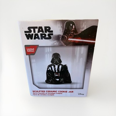 Star Wars Darth Vader limited Edition Sculpted Ceramic Cookie Jar Brand New