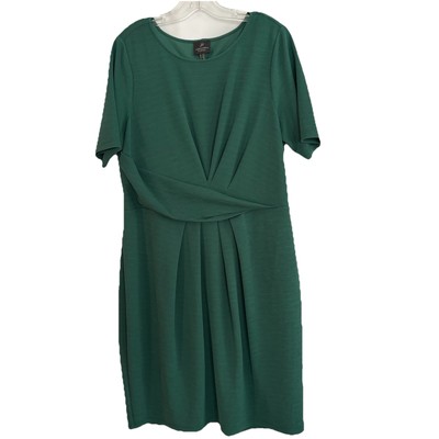 slim fit dress slacks Emerald Green Plus Size Satin Corset Dress With Exposed Boning And Bea main image 1