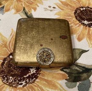 Antique Avon Imperial Jewel Powder Compact. Gold Tone With Rhinestone Clasp 1960