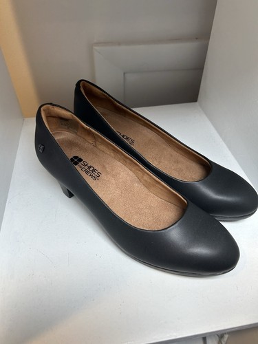 NEW Shoes For Crews Women's 8 Grip Dress/Work/Casual Shoes Black Pumps - Picture 2 of 10