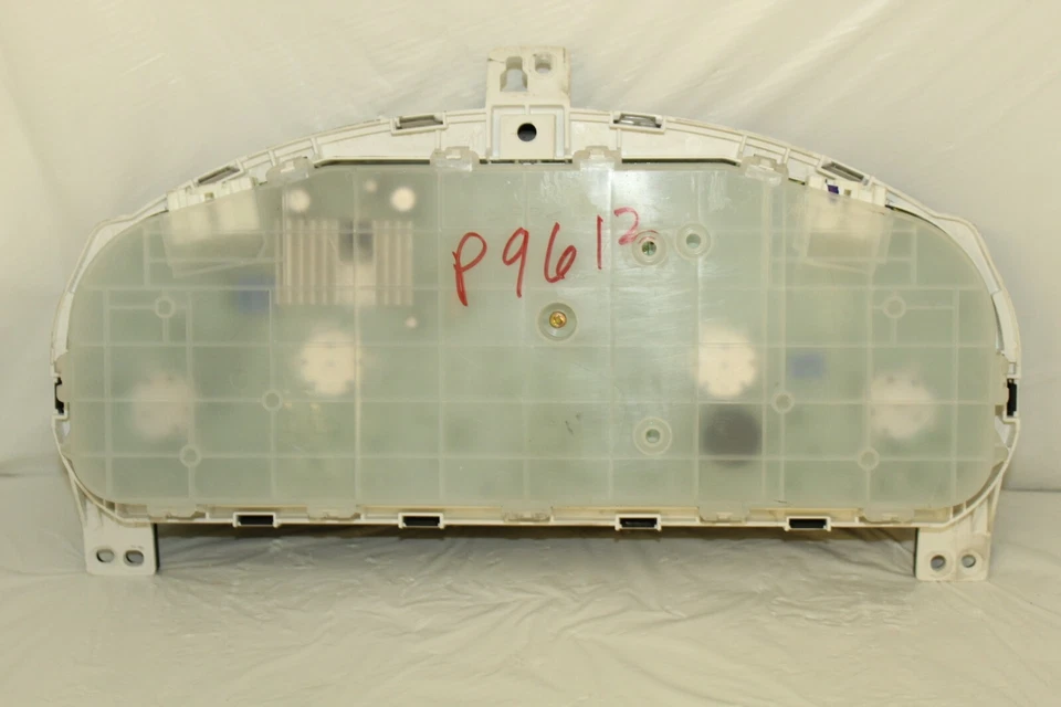 Speedometer Instrument Cluster Dash Panel Gauges 2004 Mazda 6 103,228 Miles - Image 4 of 4