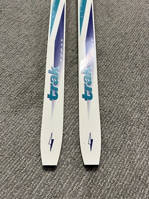 Trak Nowax Cross Country Skis With Salomon Bindings. Mint!!! 195cm