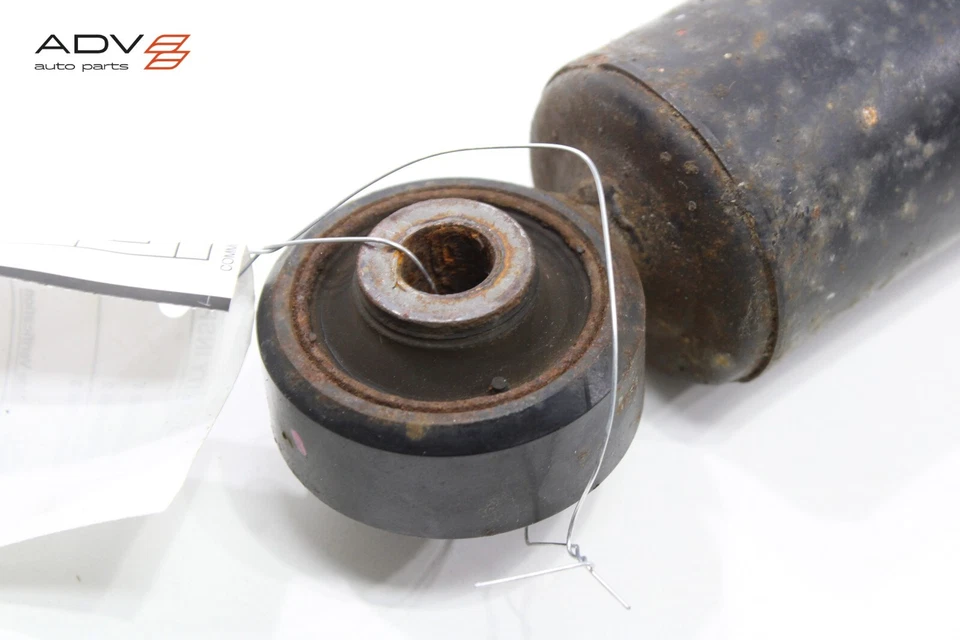 2021 - 2025 TOYOTA SIENNA REAR RIGHT PASSENGER SIDE SHOCK STRUT ABSORBER OEM - Image 4 of 4