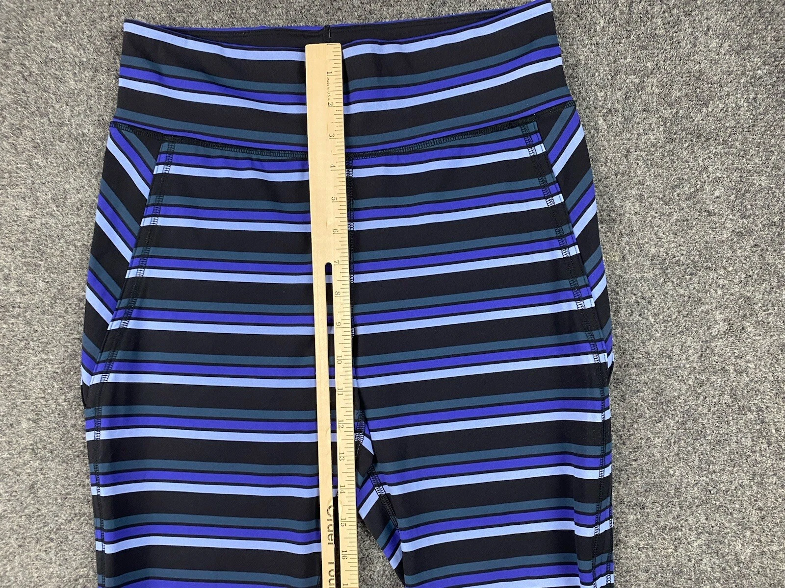 free-people-movement cropped open side striped leggings