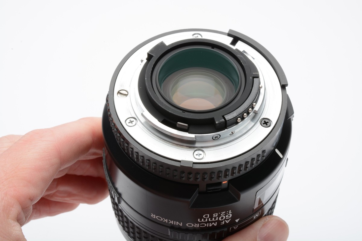 Nikon Nikkor AF Micro 60mm f2.8D w/caps, UV, USA Version | eBay Nikon Nikkor AF Micro 60mm f2.8D w/caps, UV, USA Version | eBay