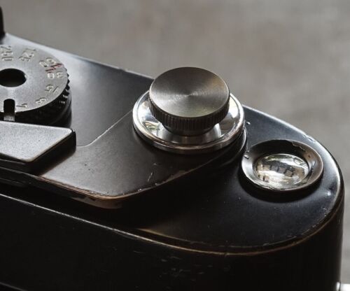 NANIGASHI Shutter Release Button BRASS BLACK 黒 ' SMALL ' Japan Made #020826 - Picture 2 of 6