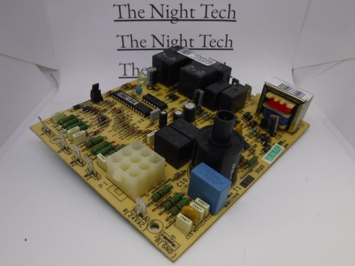 Trane American Standard Furnace Control Circuit Board X13650874010 50N02-495-03 - Picture 7 of 11
