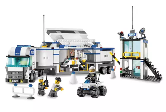 Lego hotsell police command