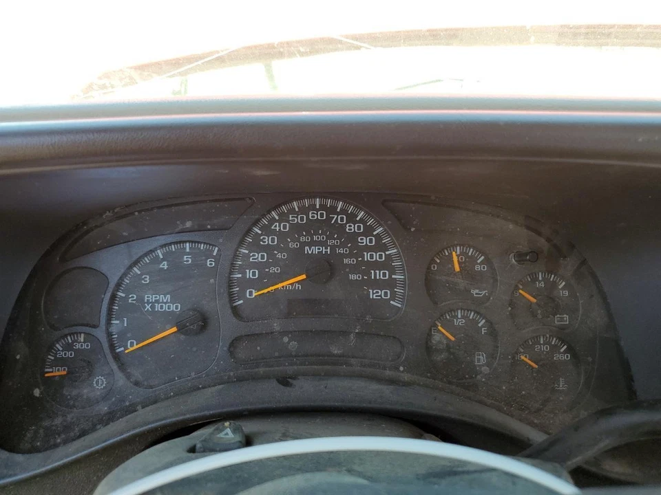 Chevrolet Silverado 2500 Pickup 1999-2007 Left Front Door Glass 414482 - Image 4 of 4