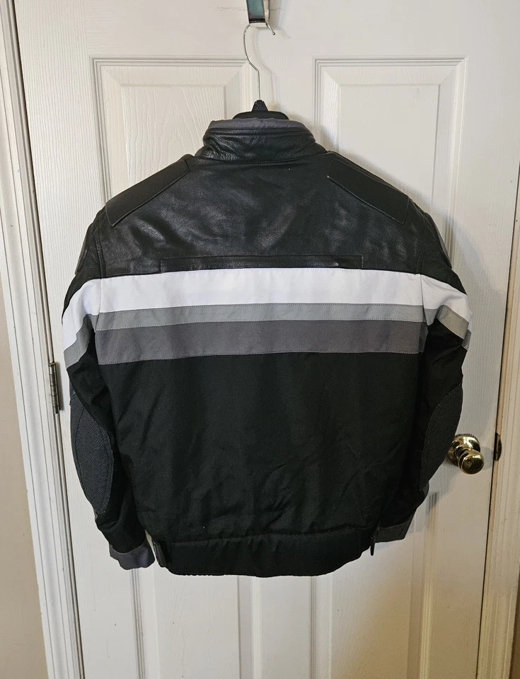 Chaqueta de moto impermeable XELEMENT acolchada con forro de cremallera de cuero y nailon  Foto 2 de 4