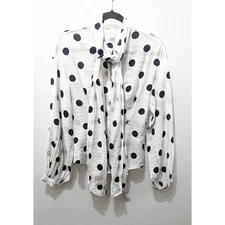 H&M Long Sleeve Tie-front blouse Women's Size 4