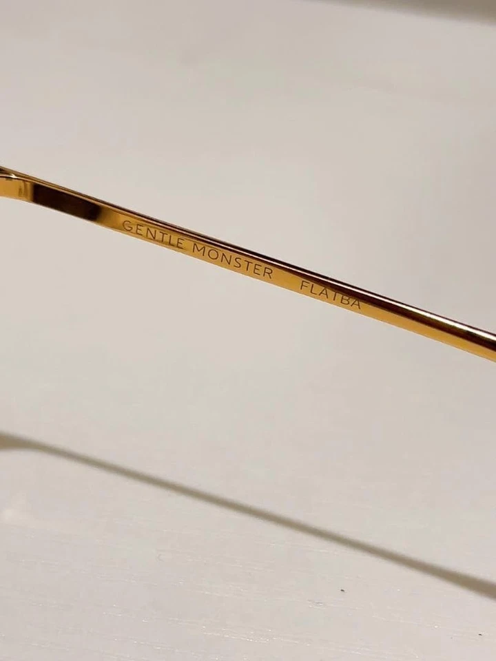 Gentle Monster BiBi Marco Blanco Dorado Usado 2 Veces Raro Agotado Foto 2 de 4