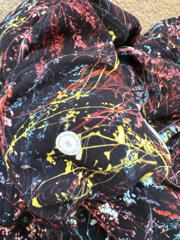 Lululemon Women's Invigorate High-Rise Tight 25" Foliage Overlay Multi Size 8 - Image 3 of 4