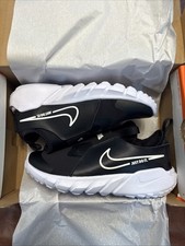 Nike Flex Runner 2 (GS) &ldquo;Black/White&rdquo; - (US 5.5Y) - DJ6038-002